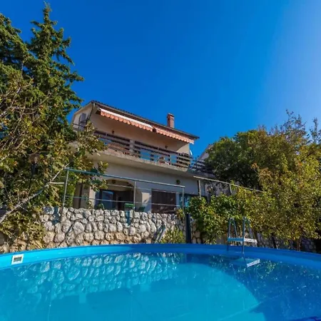In Near And Pool *