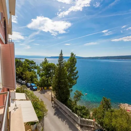 Appartement In Near And Pool Dramalj
