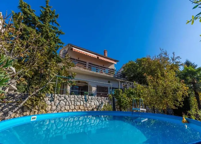 In Near And Pool *