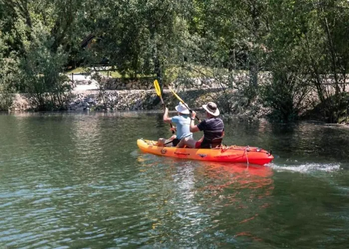 In Near And Pool Apartament *